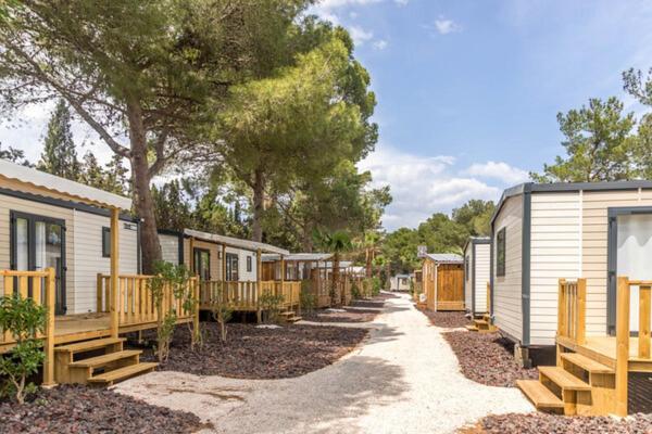 Camping L'Oasis Et California Hotel Le Barcares Ngoại thất bức ảnh